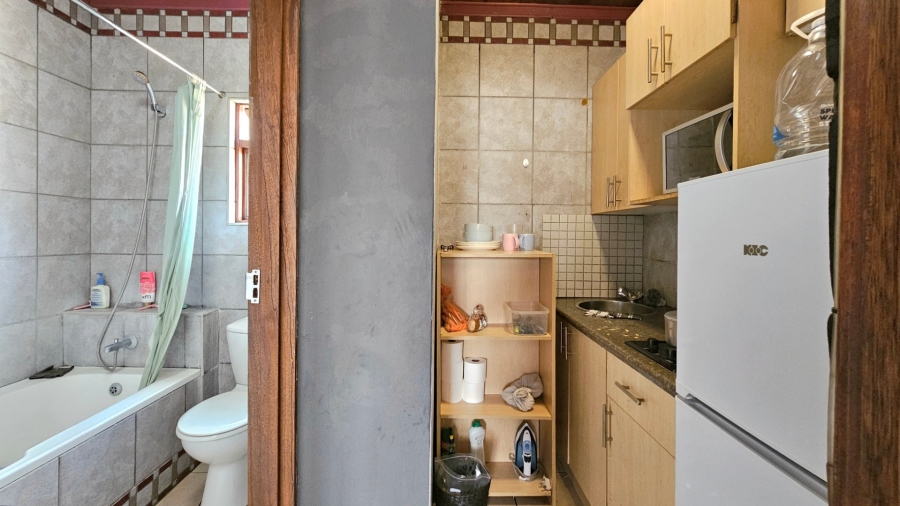 1 Bedroom Property for Sale in Brandwag Free State